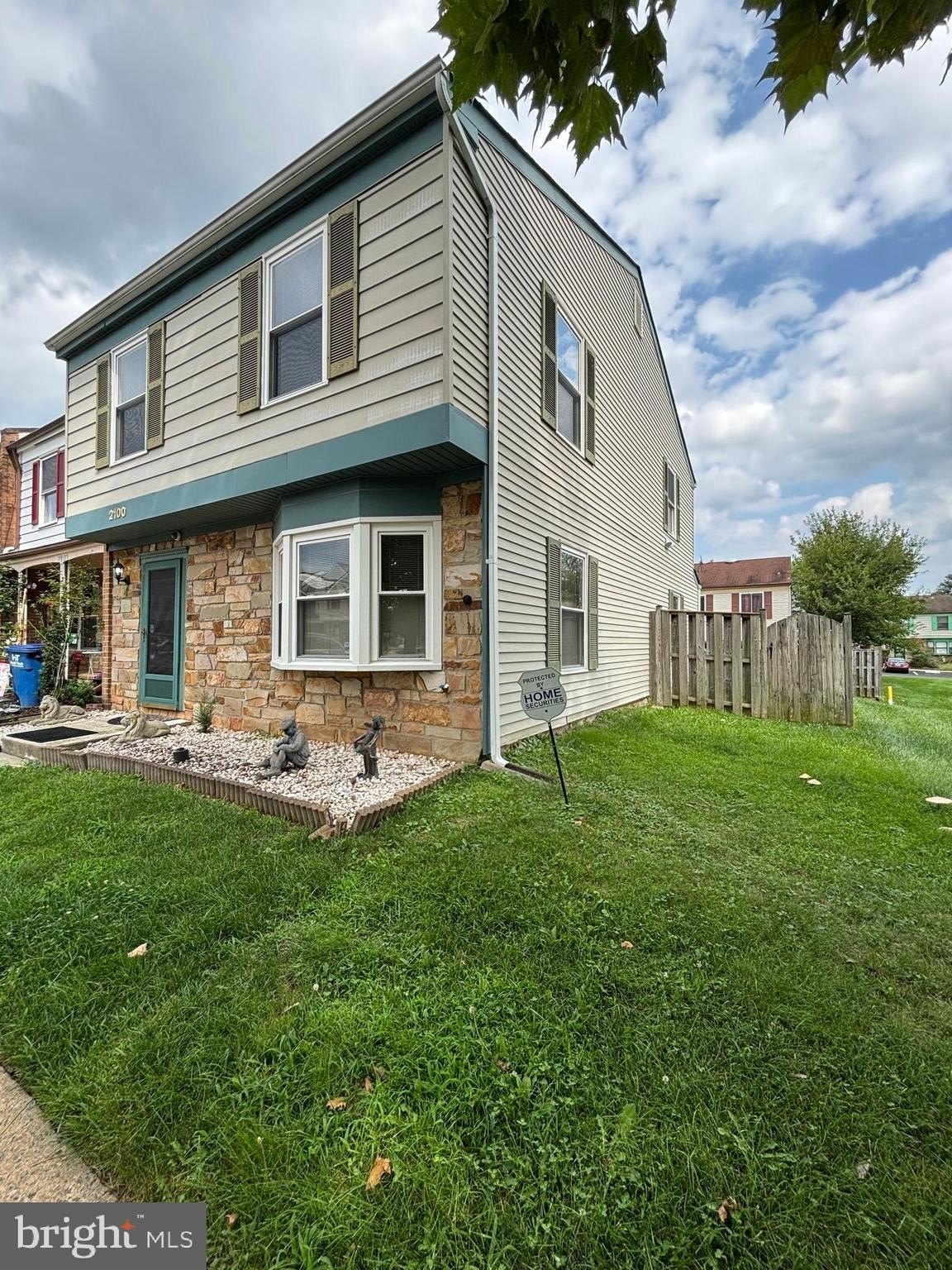 2100 Mager Dr – photo 4