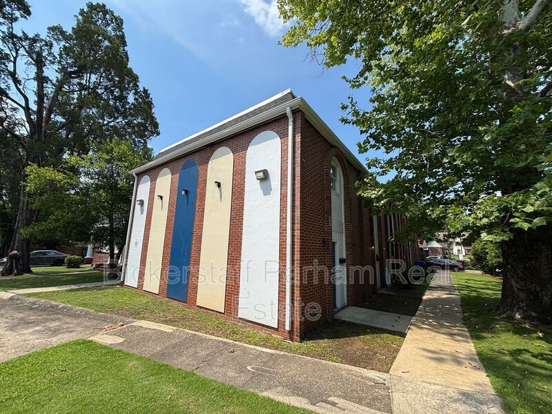 1263 Cedar Ave unit 4 – photo 2