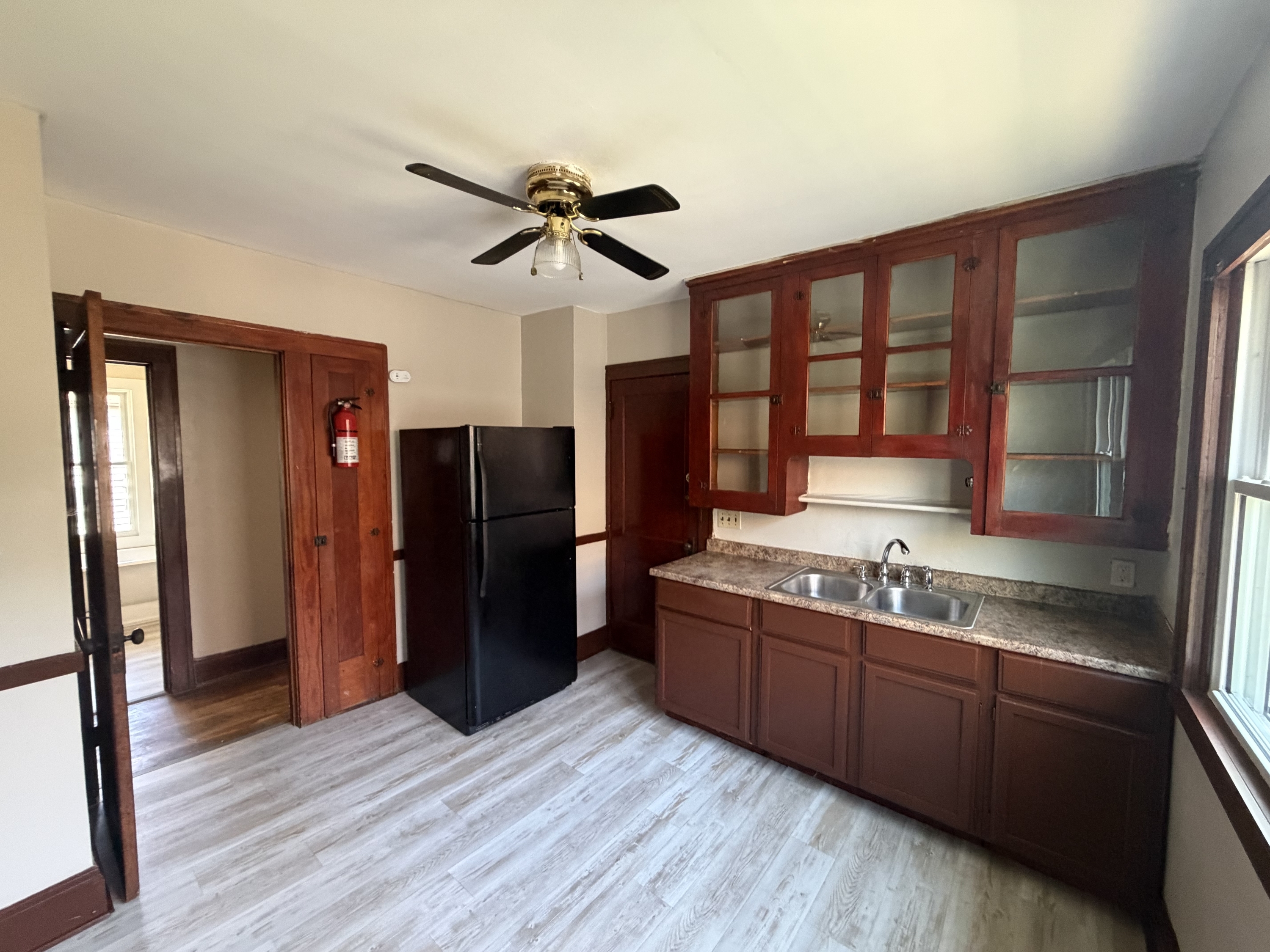 14300 Darwin Ave – photo 4