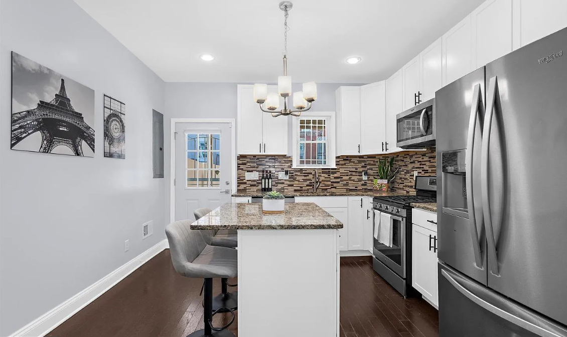 53 N Luzerne Ave – photo 4