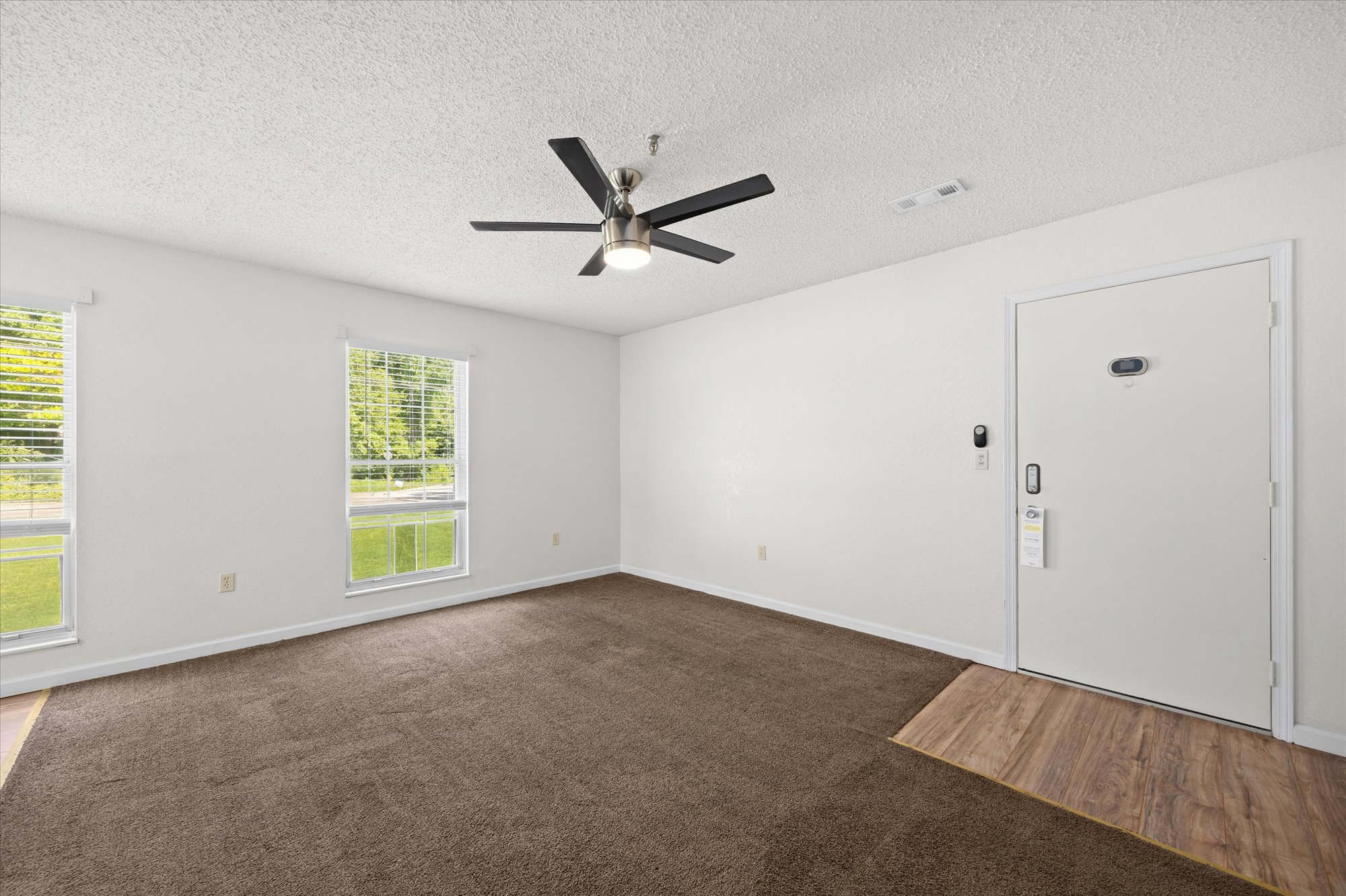 2105 N Keebler Ave – photo 2