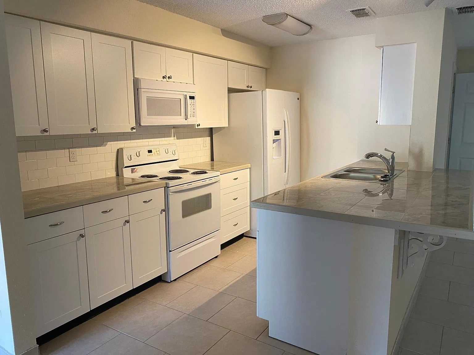 Beltrees Plaza Apartments – photo 3