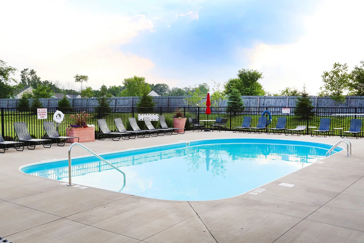 Brookfield Village Apartments – photo 4