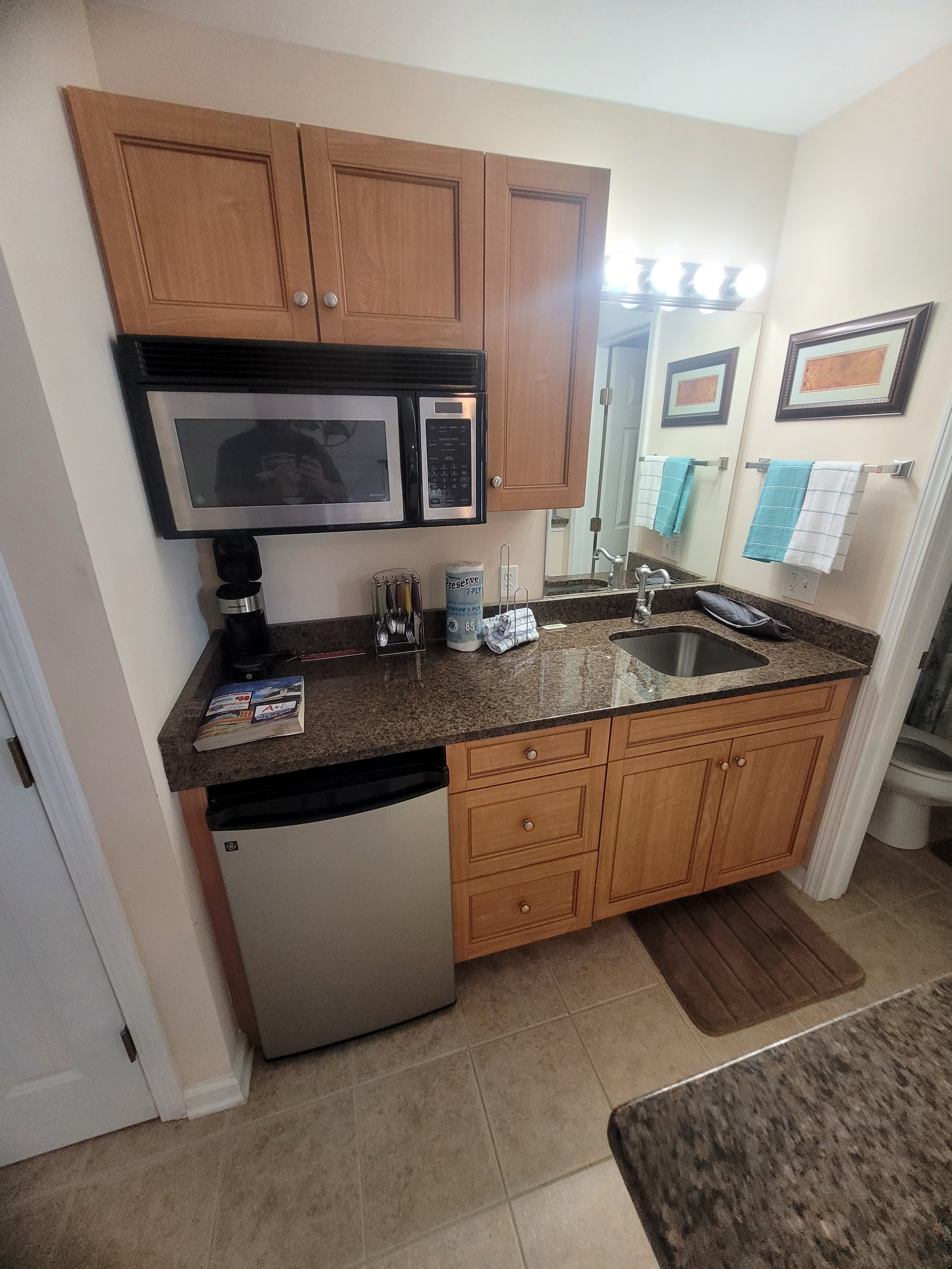3350 Club Villas Dr unit 2006A – photo 3