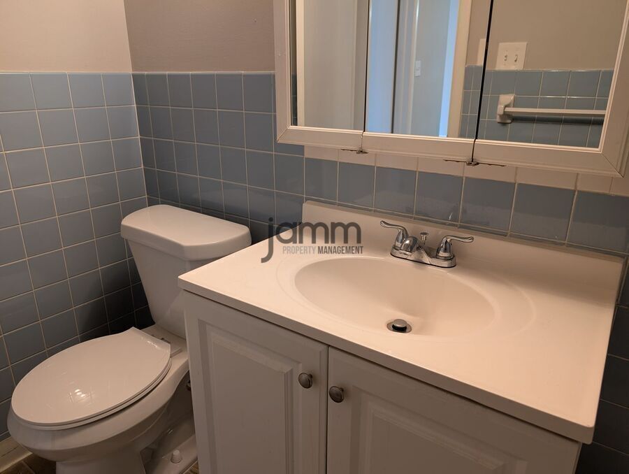 12050 Lake Ave – photo 2
