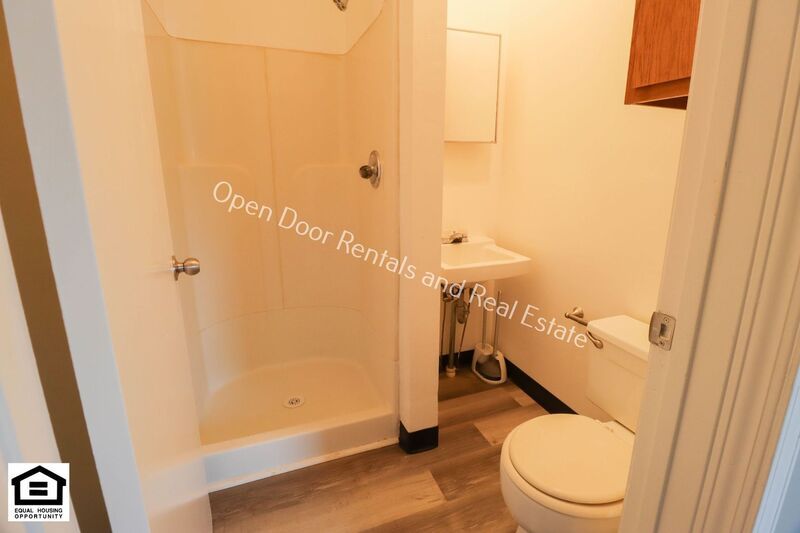 255 S Wayne St unit 105 – photo 5