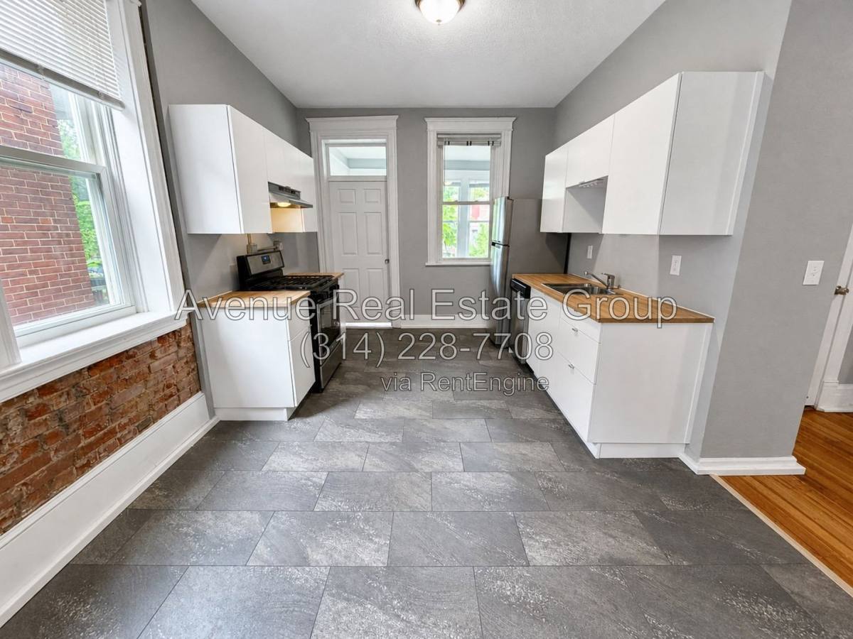 3325 Nebraska Ave unit 2F – photo 4