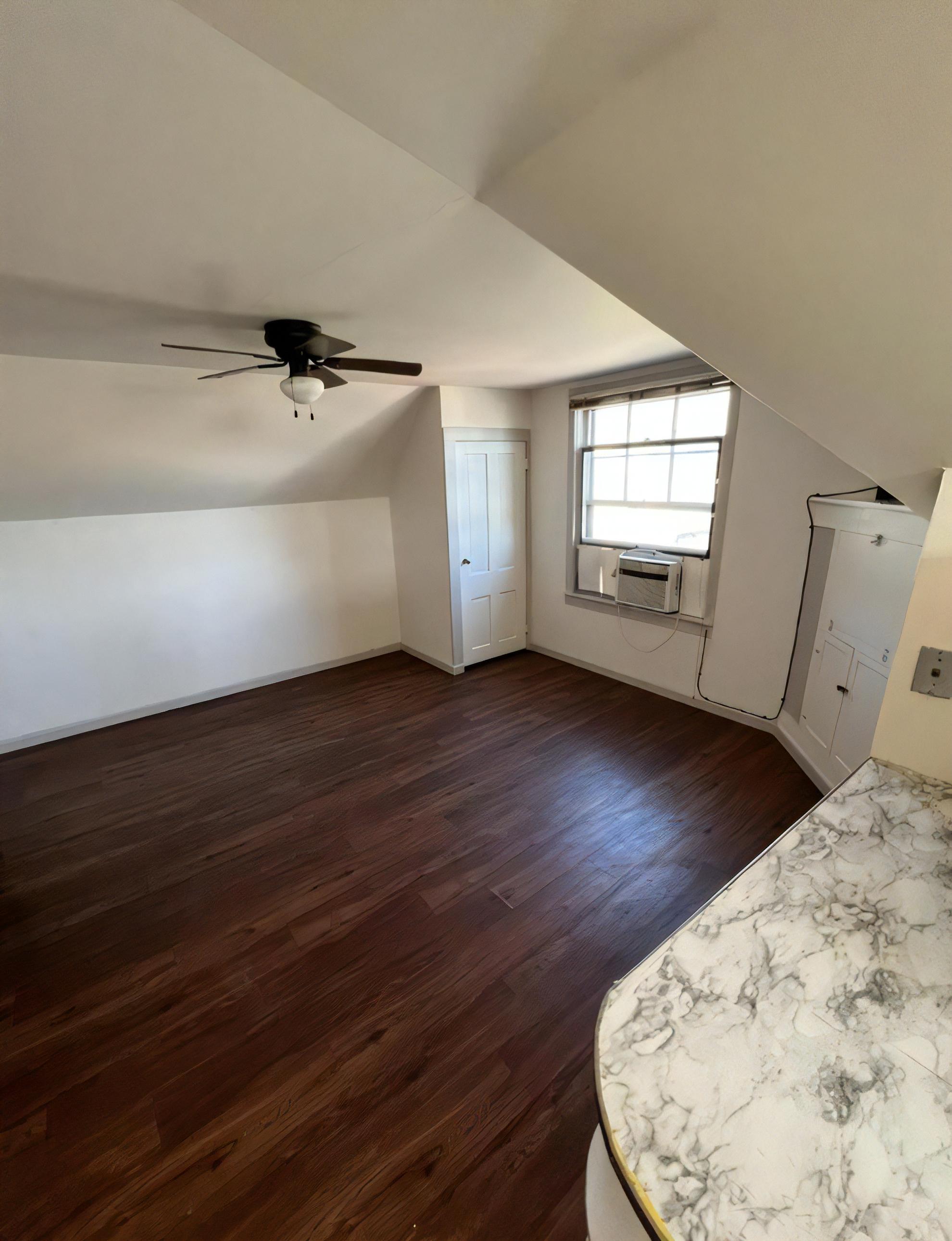 429 North St – photo 5