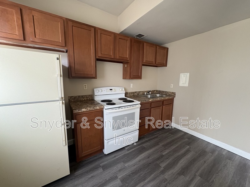 777 W Market St unit C2 – photo 5