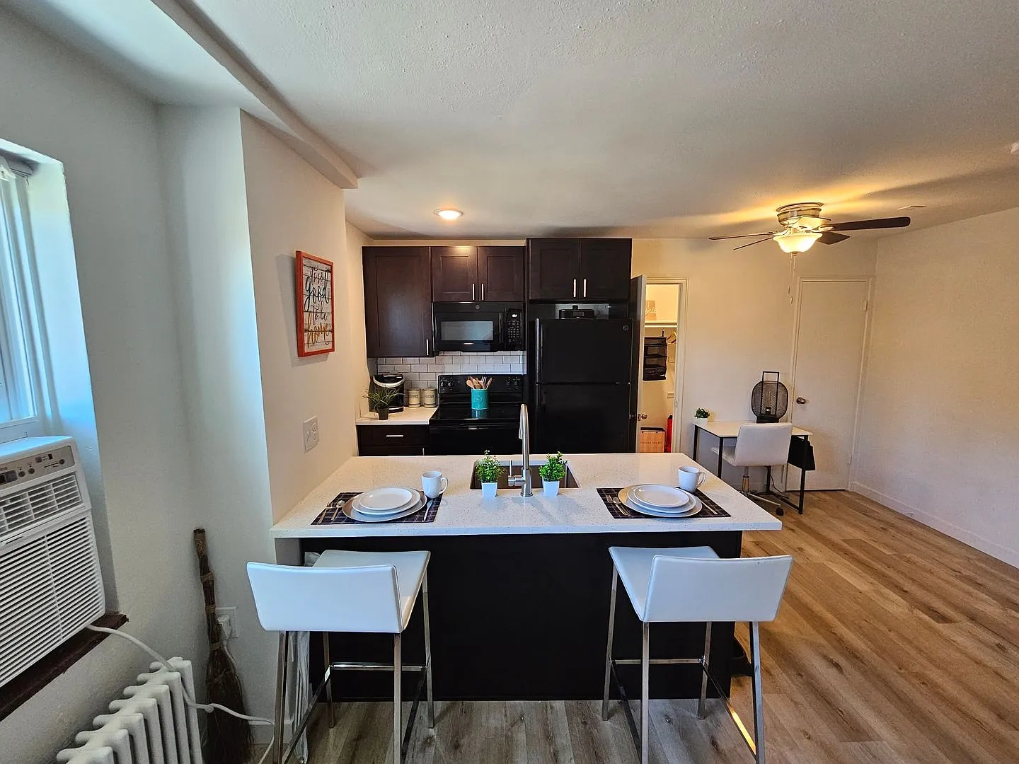 Hillside Apartments – photo 3