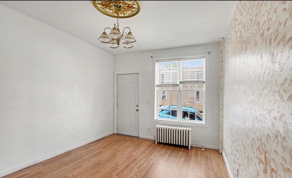 1105 Green St – photo 3