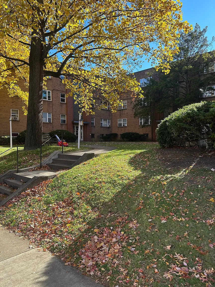 Devonshire Apartments – photo 3