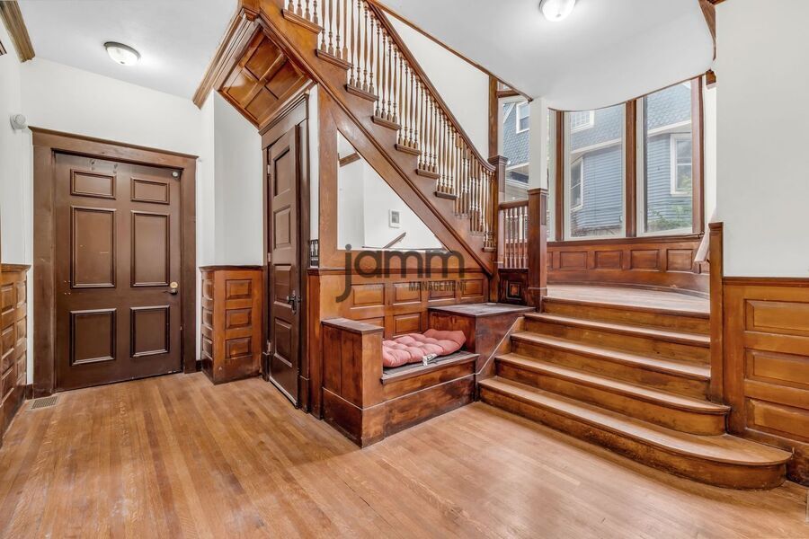 1856 E 89th St – photo 2