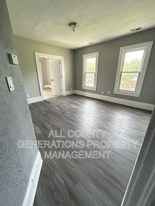 1230 Norwood Rd – photo 4