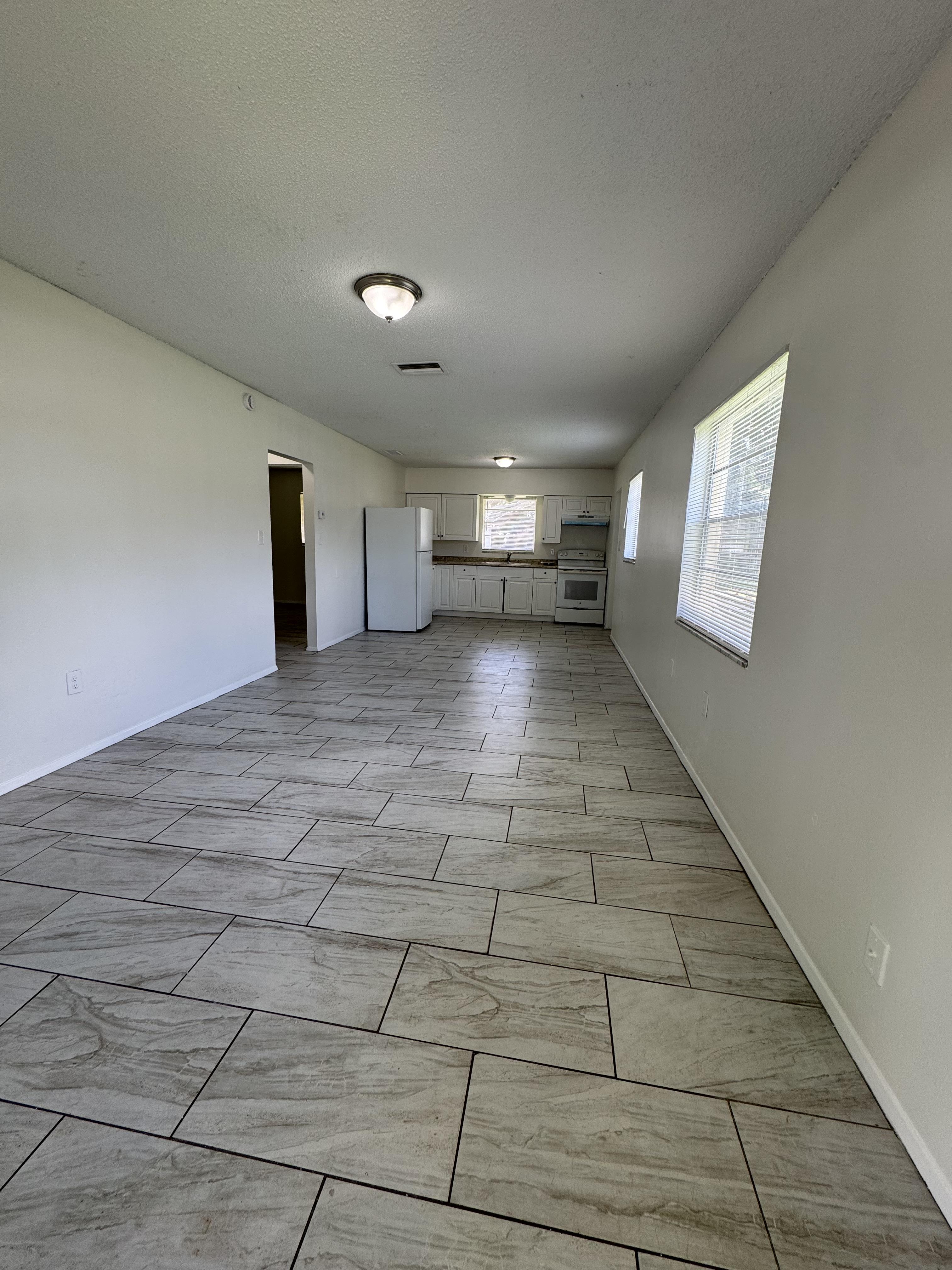 5509 18th St W – photo 2