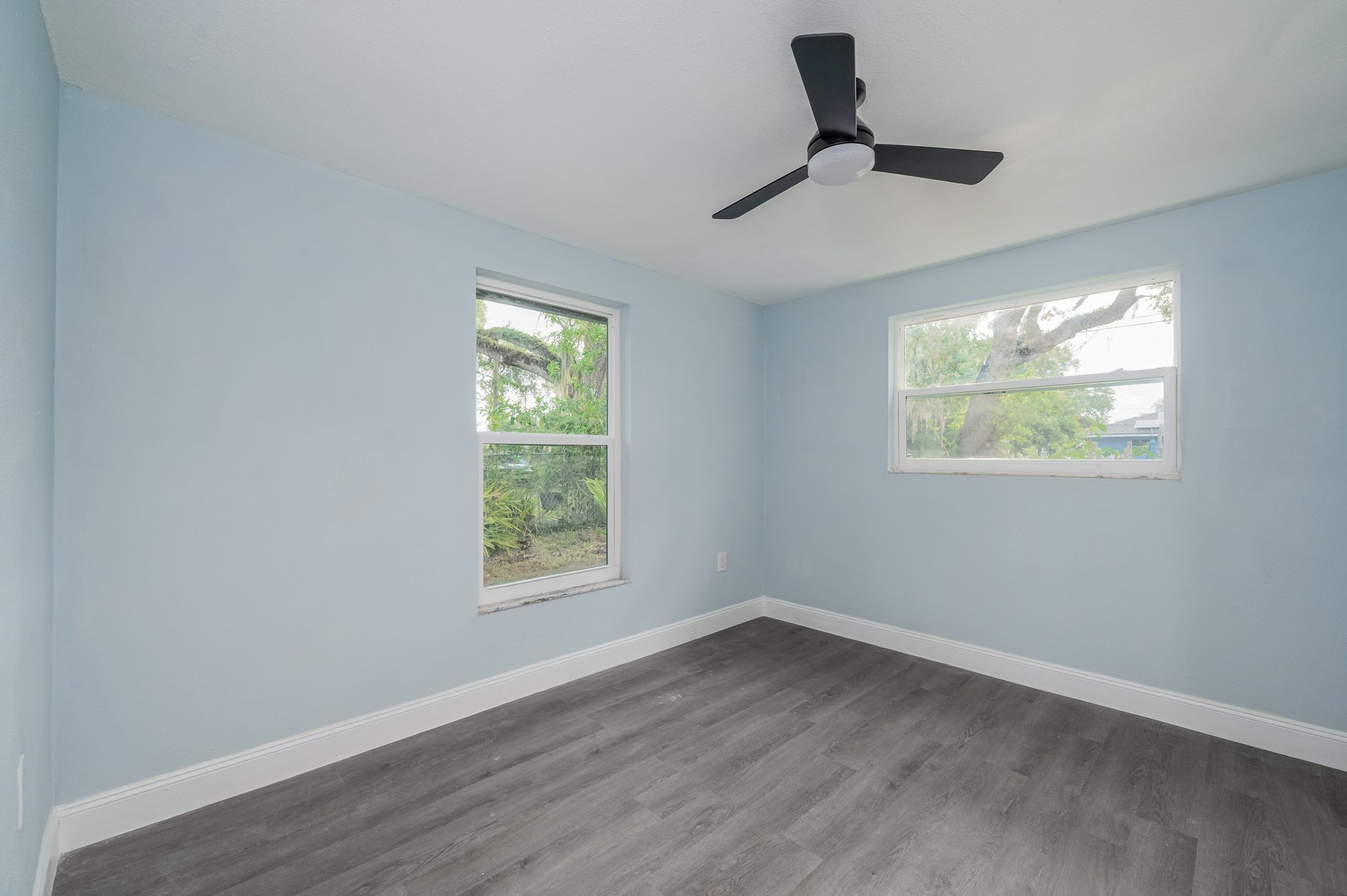 1016 7th St E – photo 3