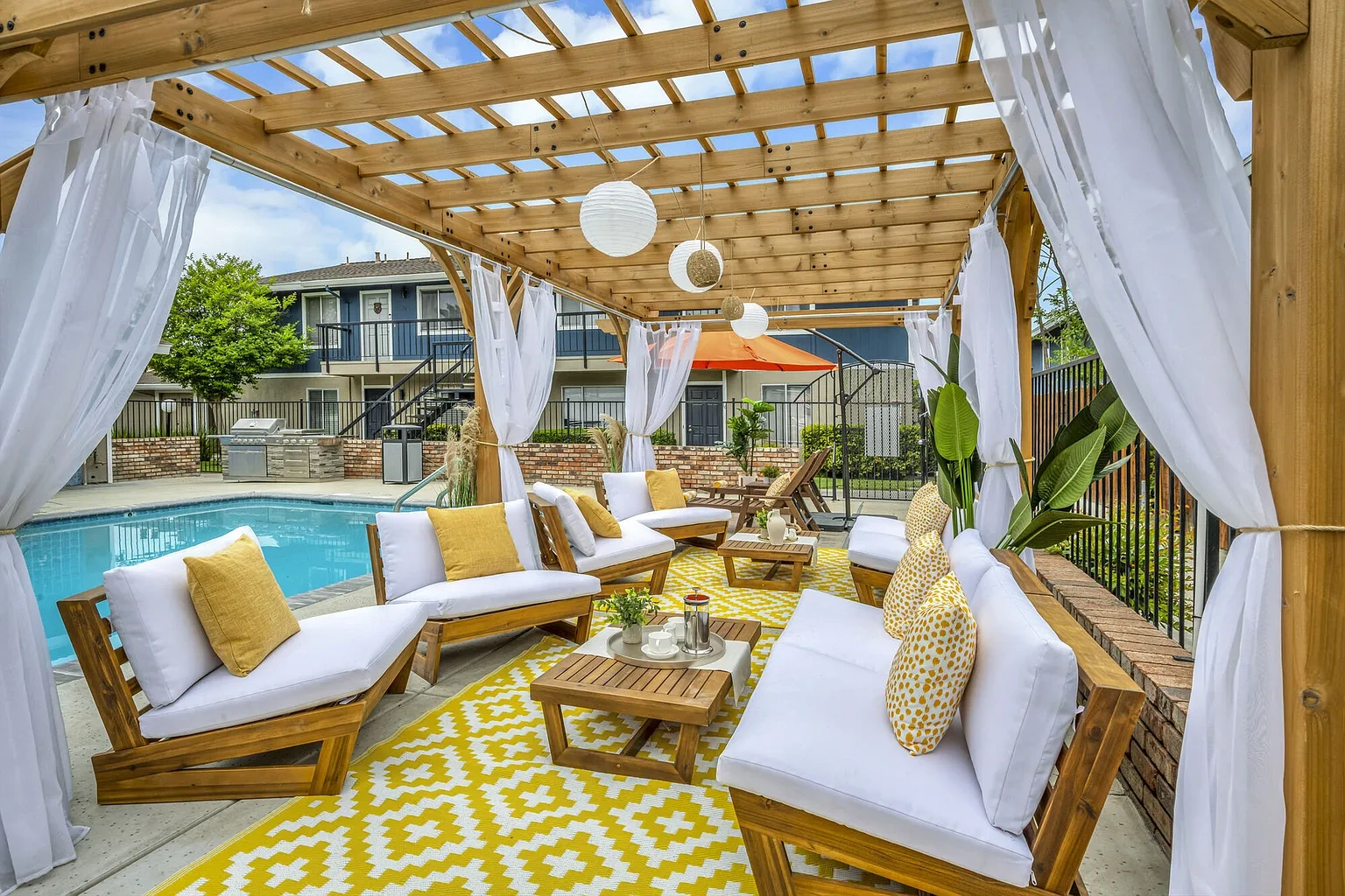 Pacific Crest Apartments – photo 3