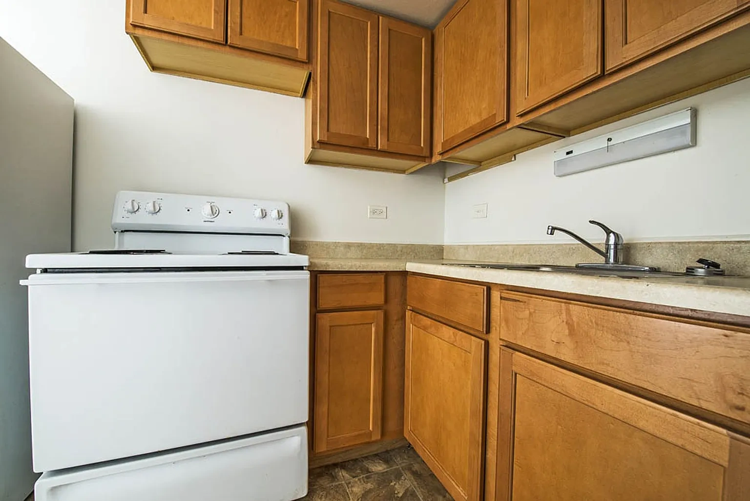 13905 S Clark – photo 4