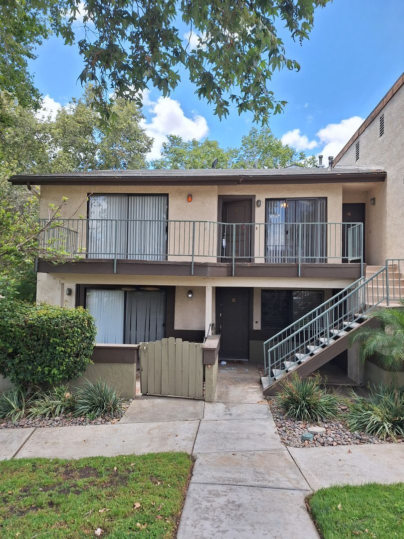 1269 Edwards St unit 11 – photo 1