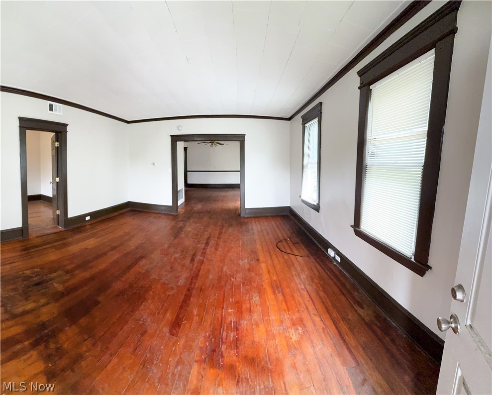3672 E 48th St – photo 2