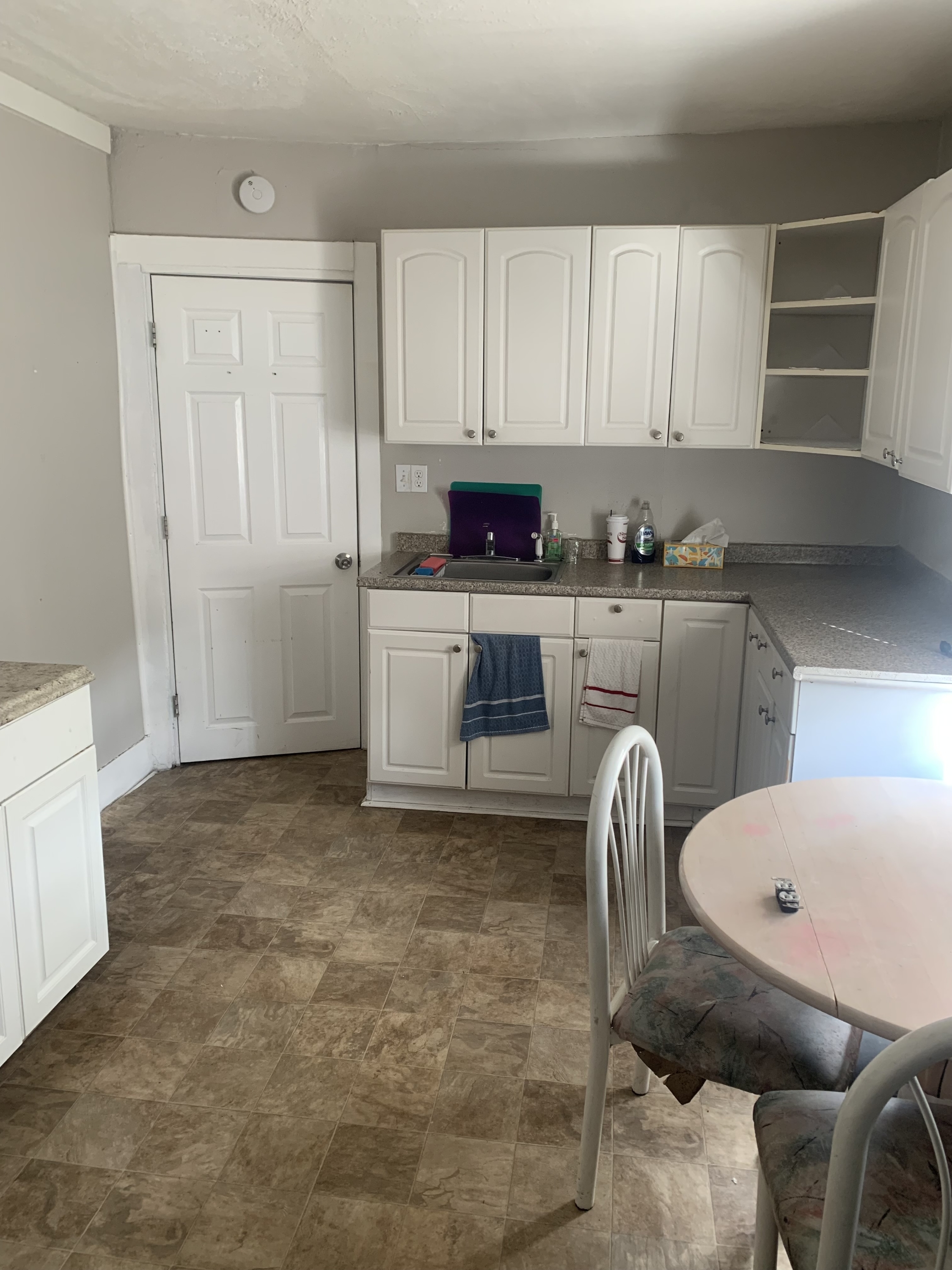 8 Warren St unit 3 – photo 1