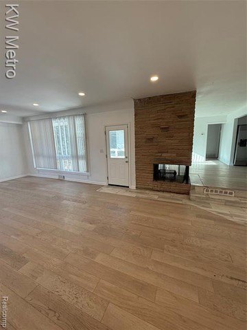 1440 W Square Lake Rd – photo 3