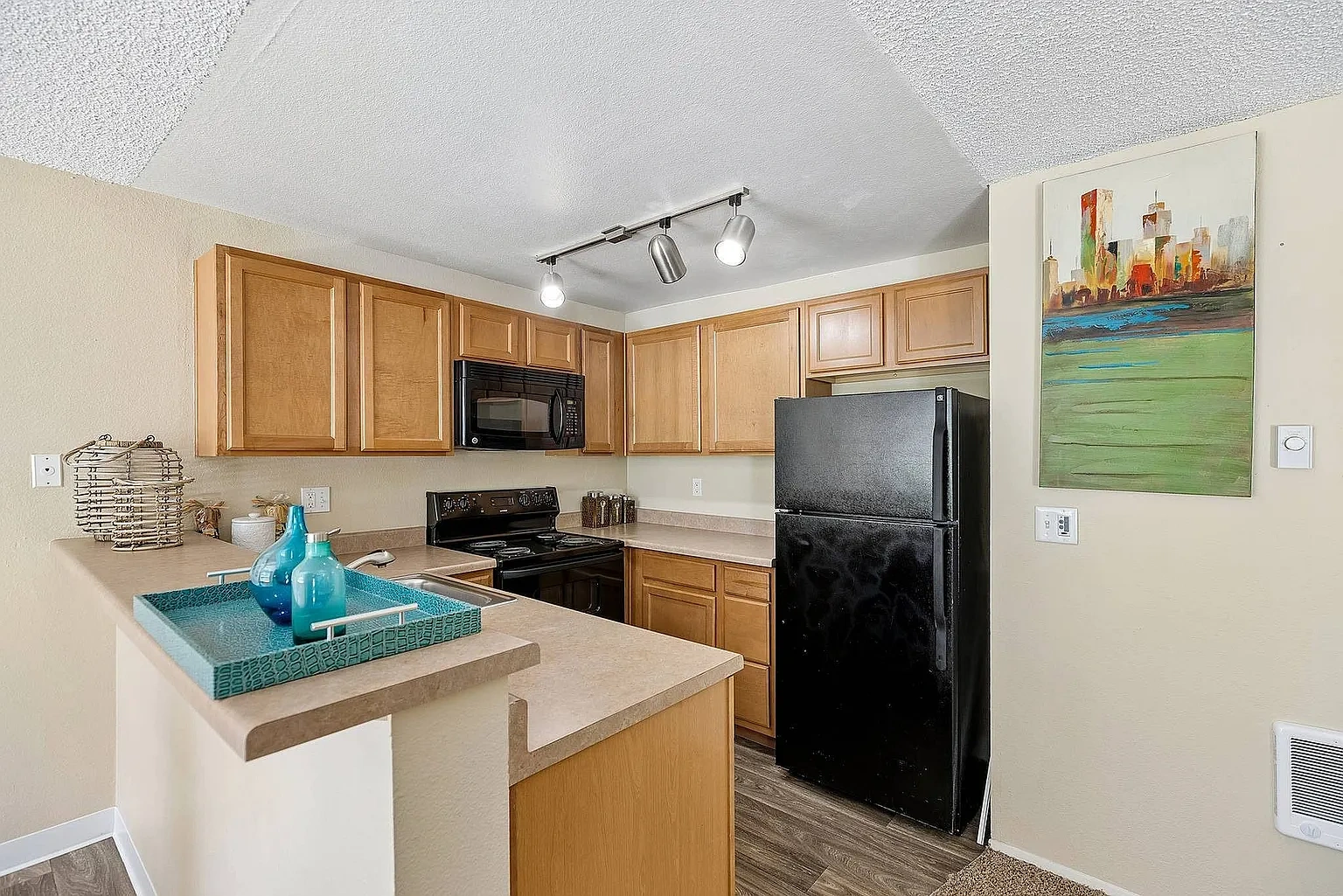 Waterford Apartments – photo 3