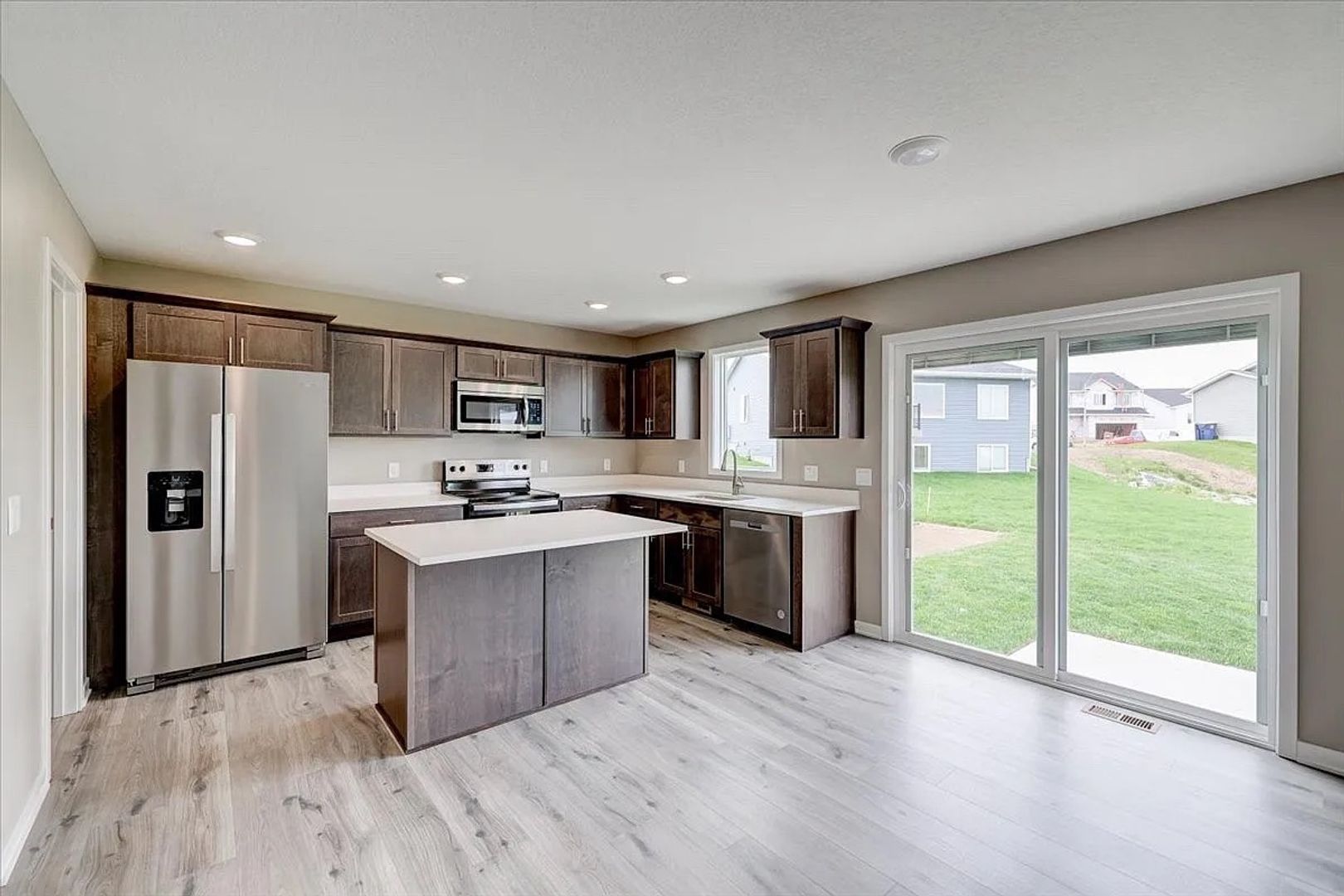1817 20th Ave SE – photo 5