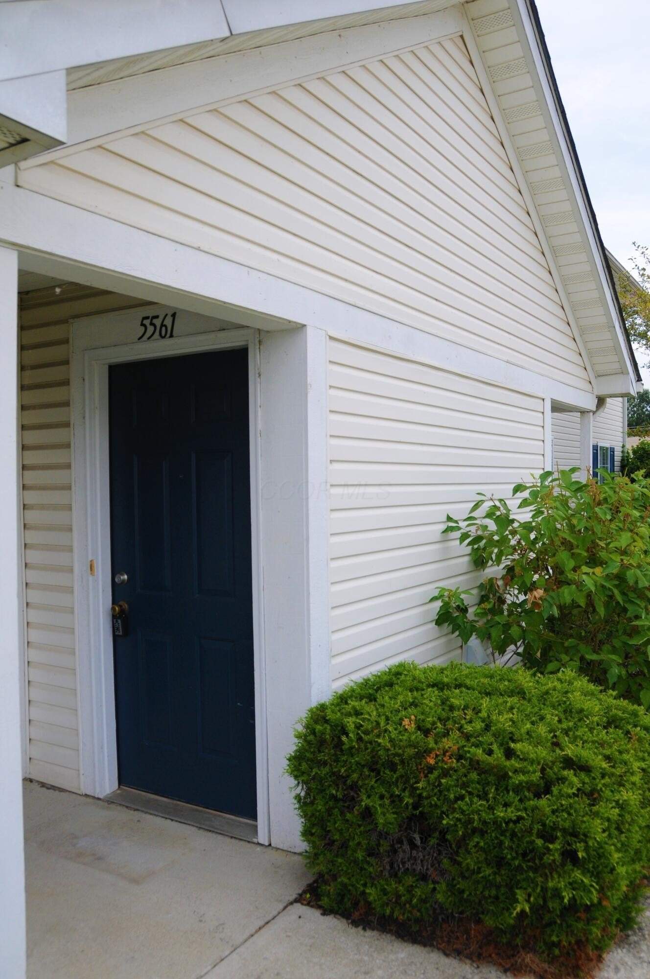 5561 Cedar Springs – photo 1