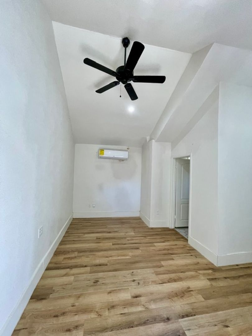 2107 Morrow Ave unit Unit B – photo 5