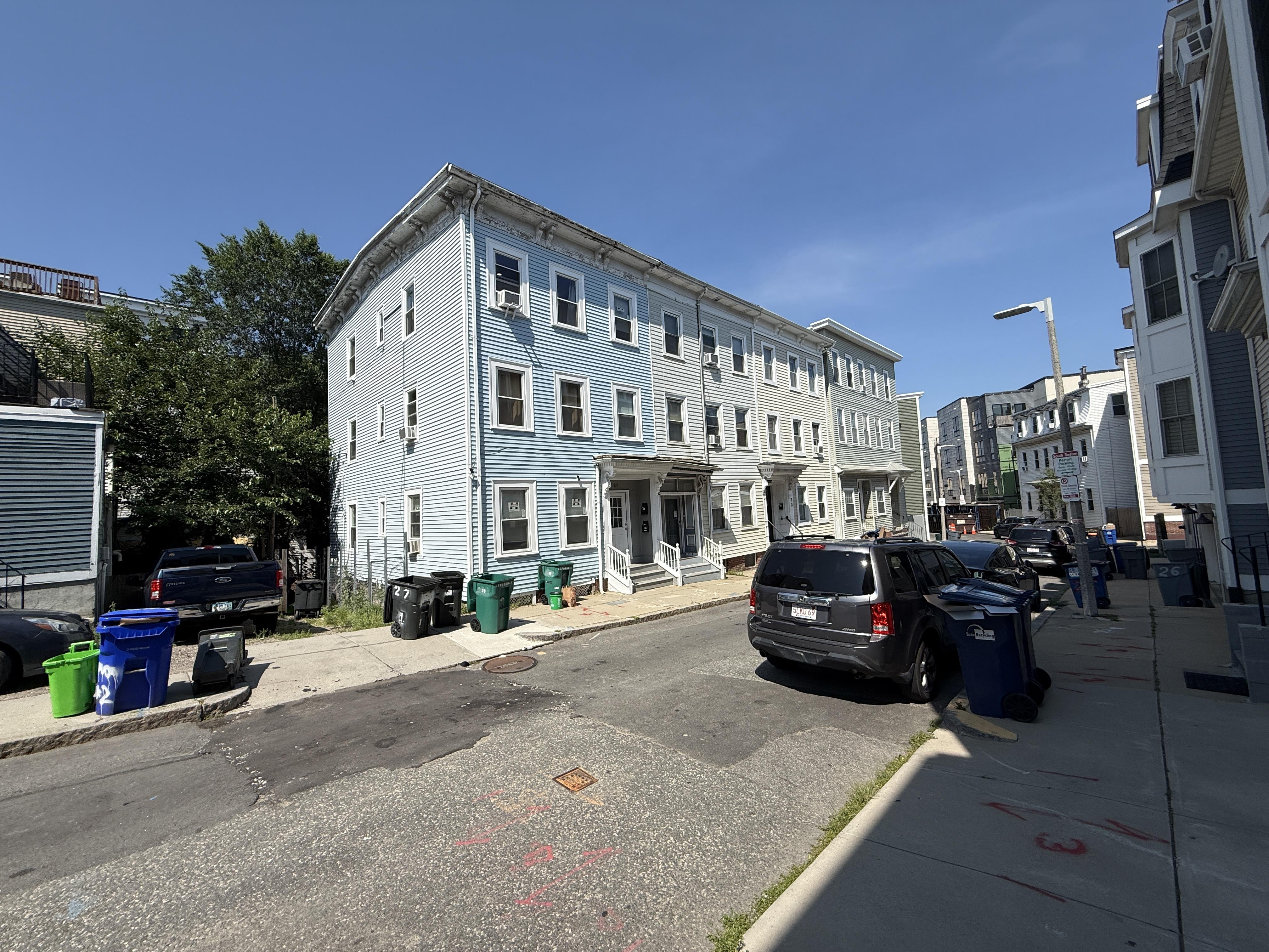 27 Woodward St unit 3 – photo 3
