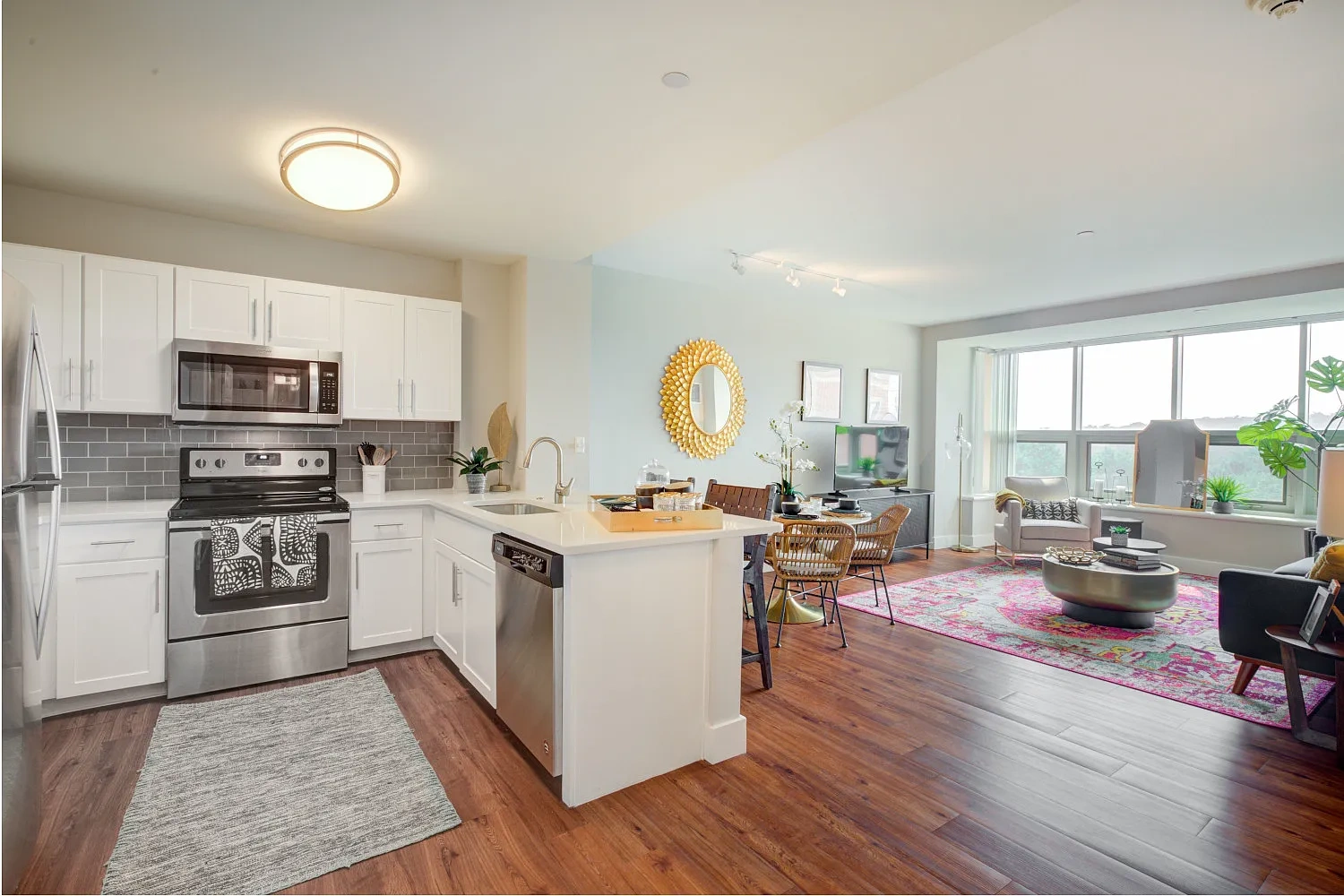 Halstead Burlington – photo 2