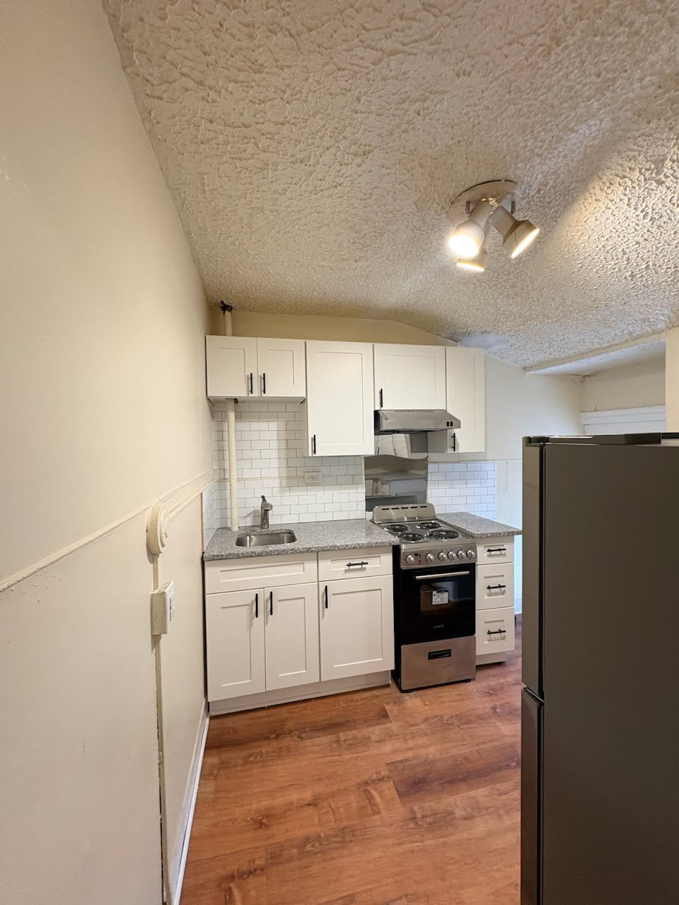 3 N 5th St unit 3 – photo 2