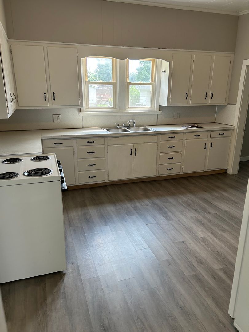 301 N 10th St – photo 2