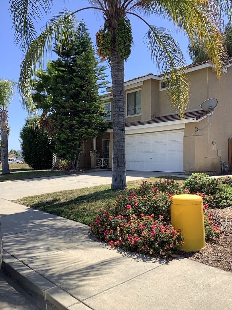 40639 Vernay St – photo 2