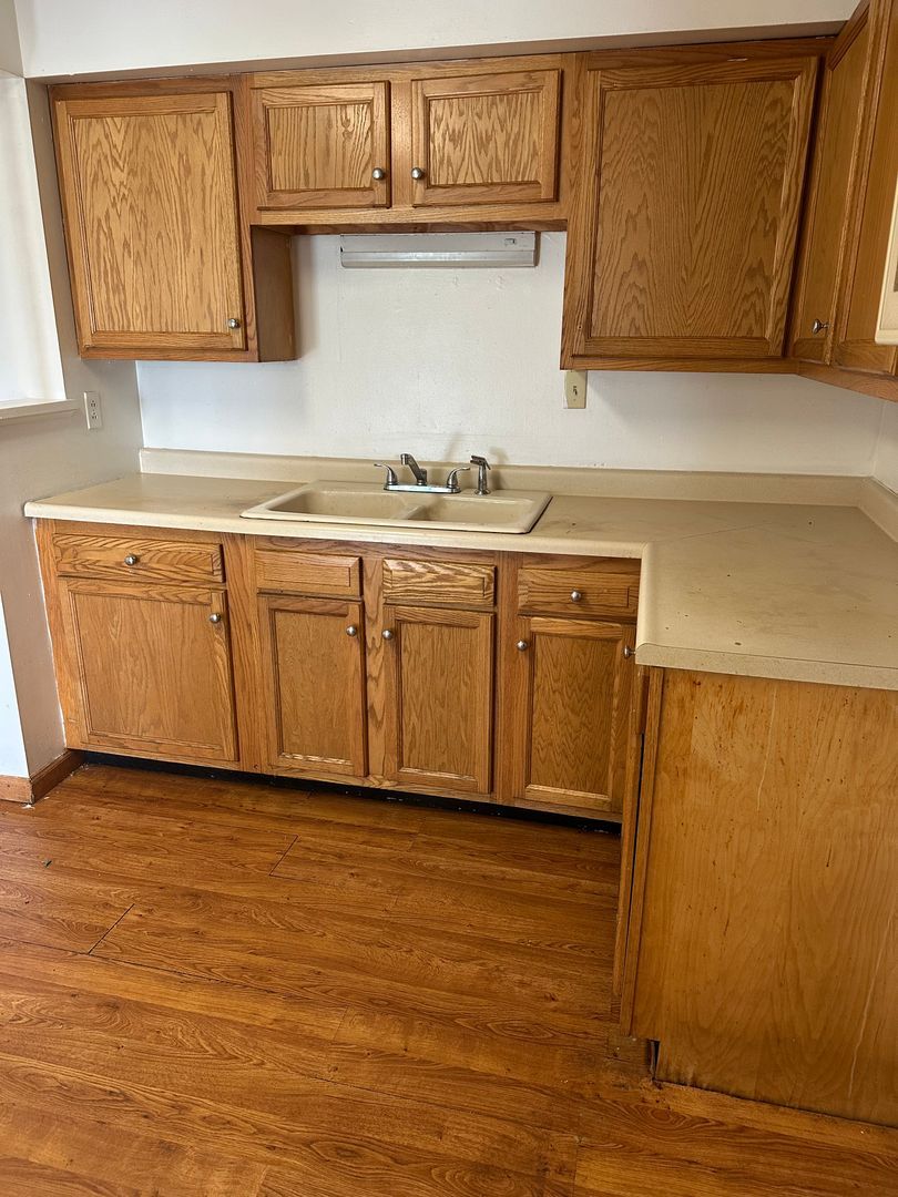 100 Woodland Rd unit Unit 2 – photo 4