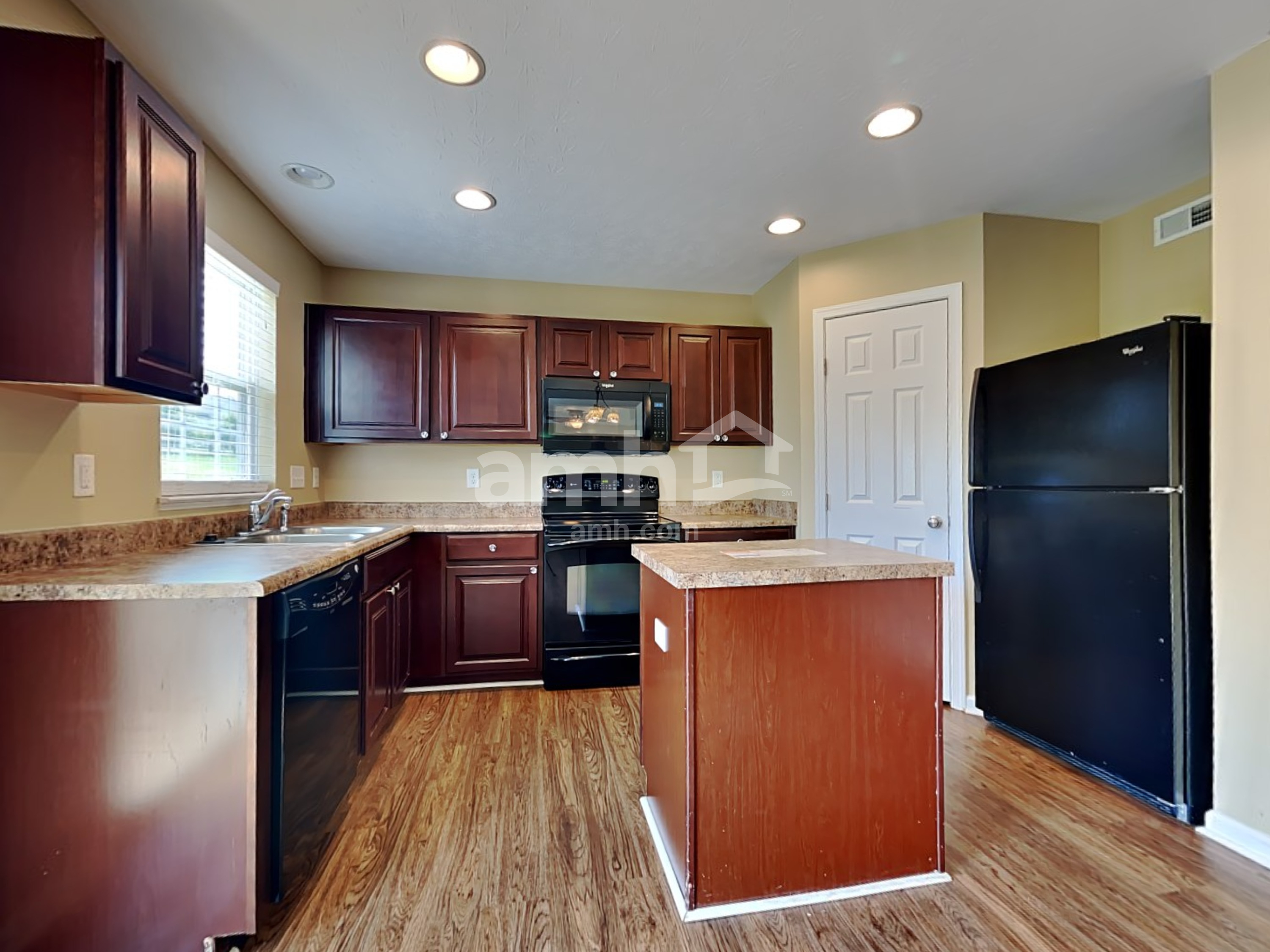 1164 Turfway Ct – photo 4