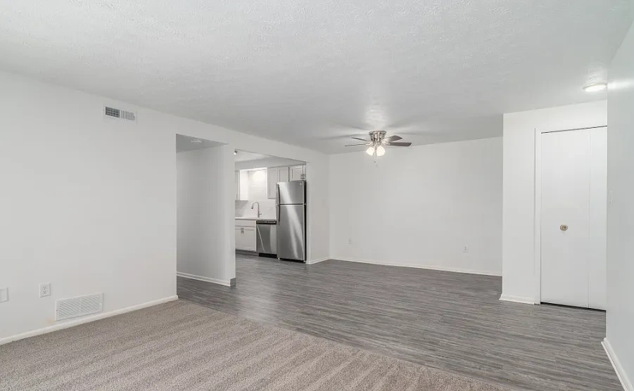 Randall House Apartments – photo 1