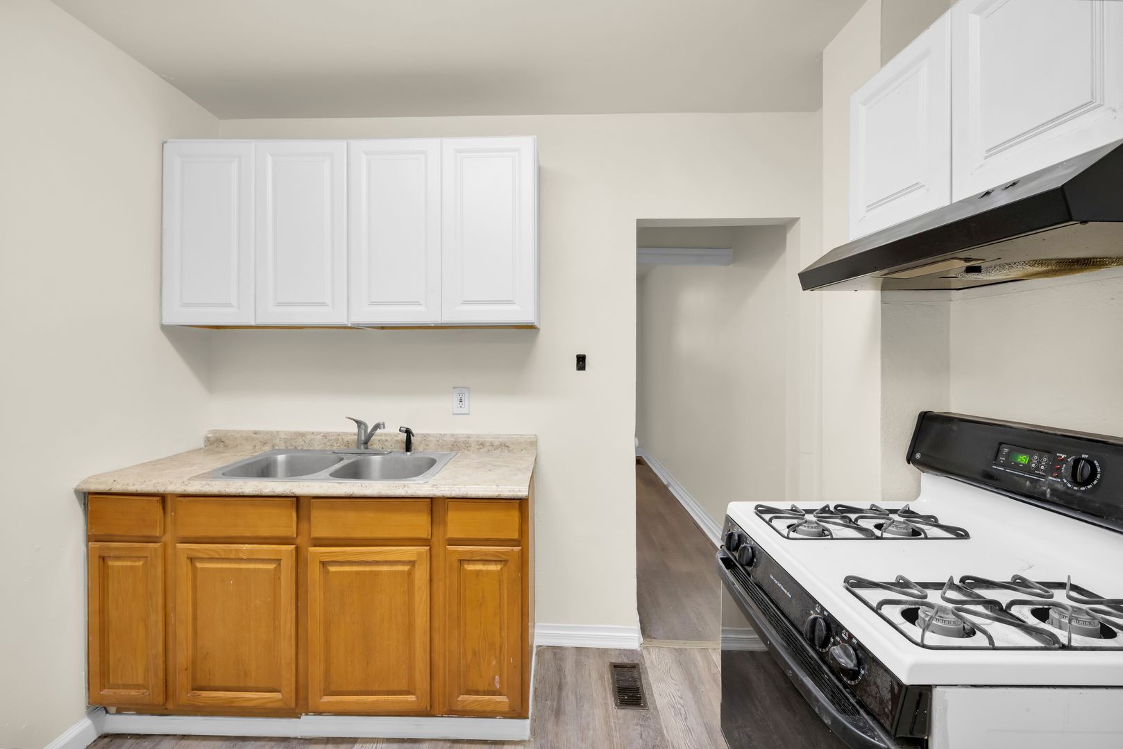 210 1/2 N Peach St – photo 4
