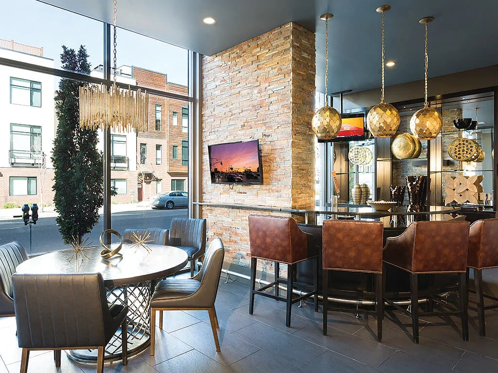The Douglas Apartments – photo 1