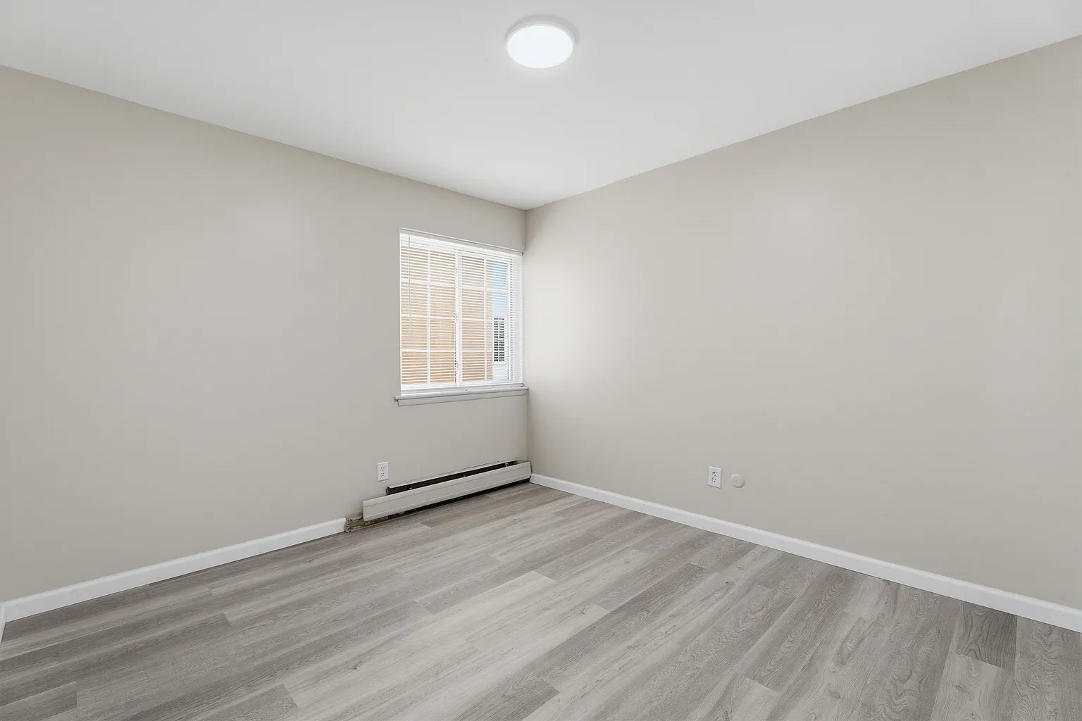 7west Apartments – photo 1