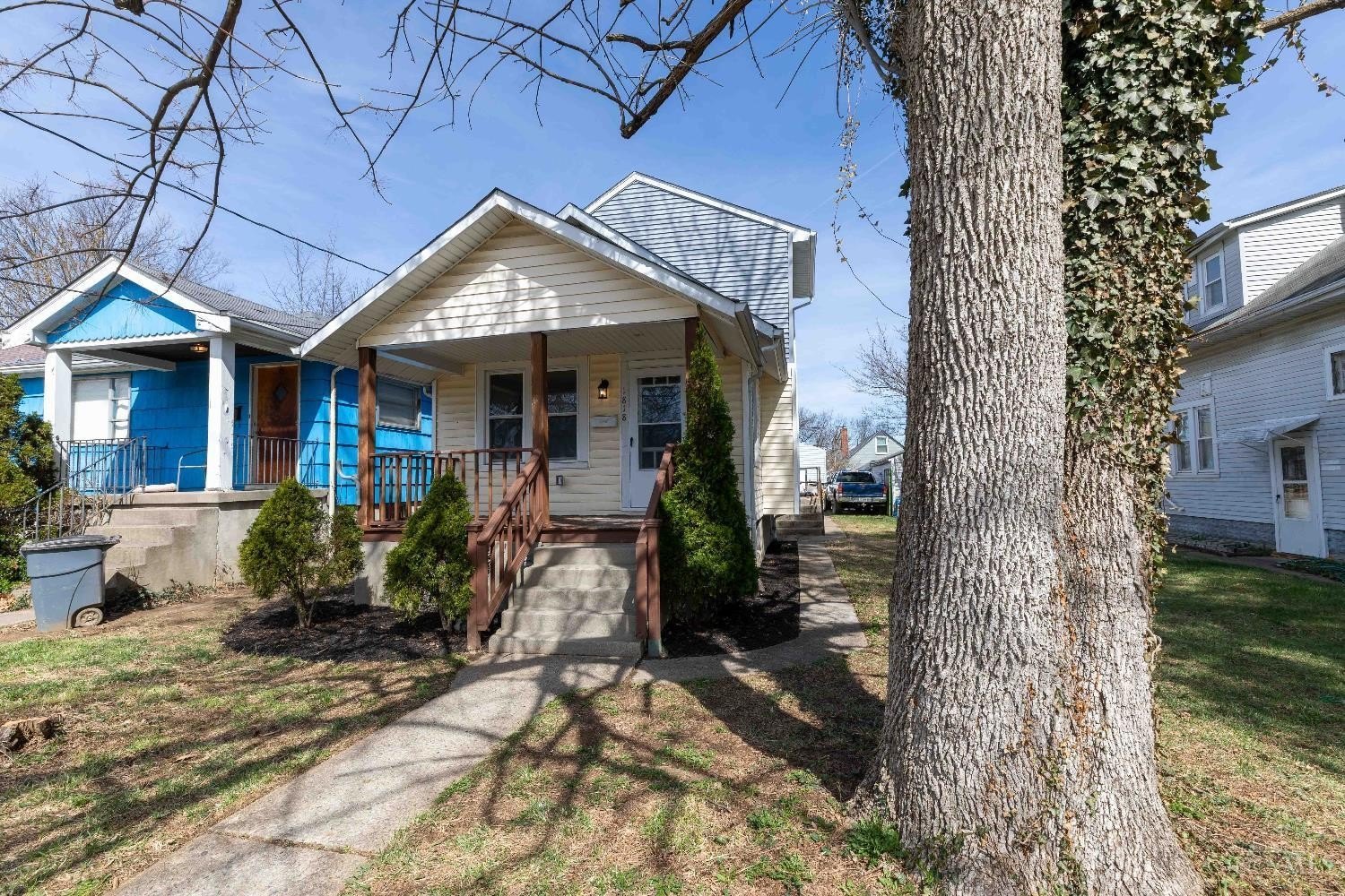 1818 Dallas Ave – photo 3