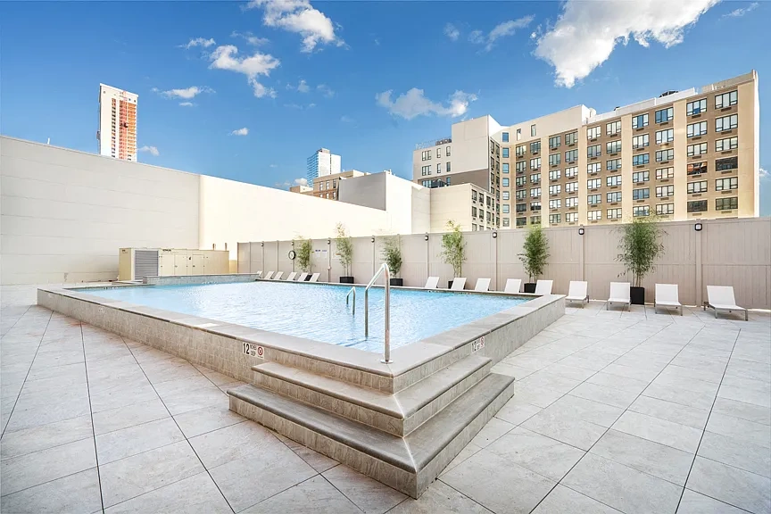333 GRAND STREET – photo 4