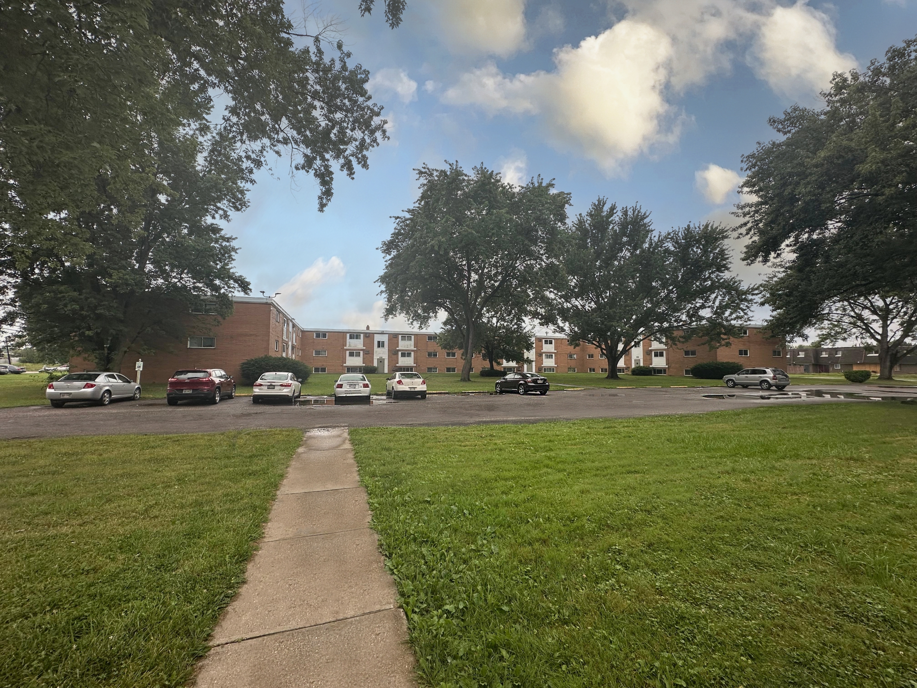 421 Southern Blvd NW unit 207 – photo 2