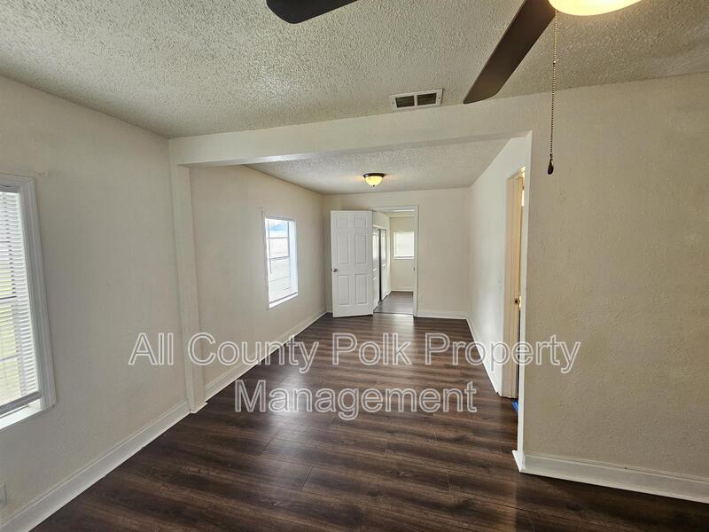1734 35th St NW – photo 5