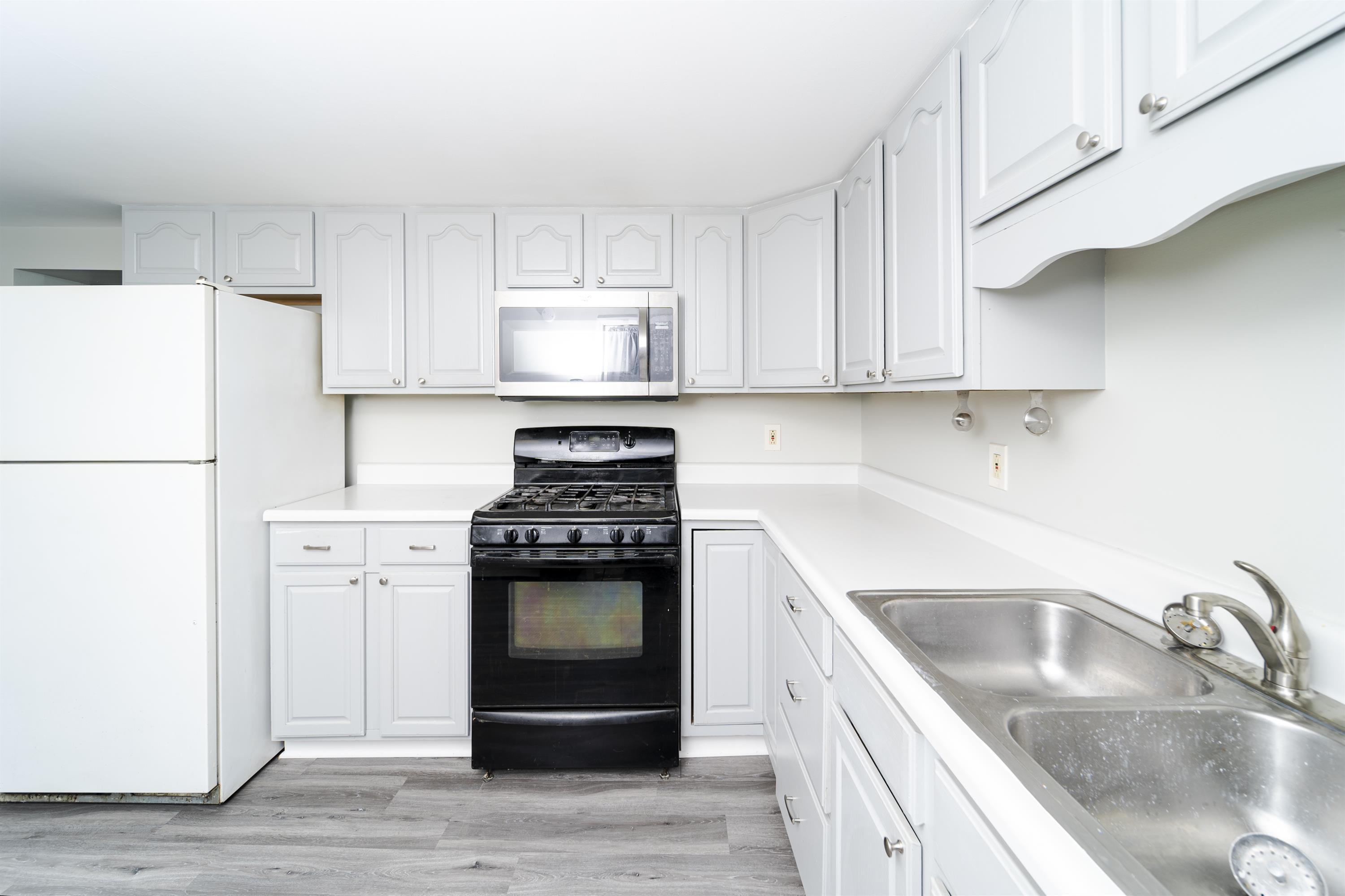 2316 4th Ave – photo 2