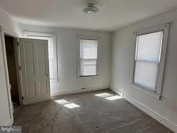 306 W Main St – photo 4