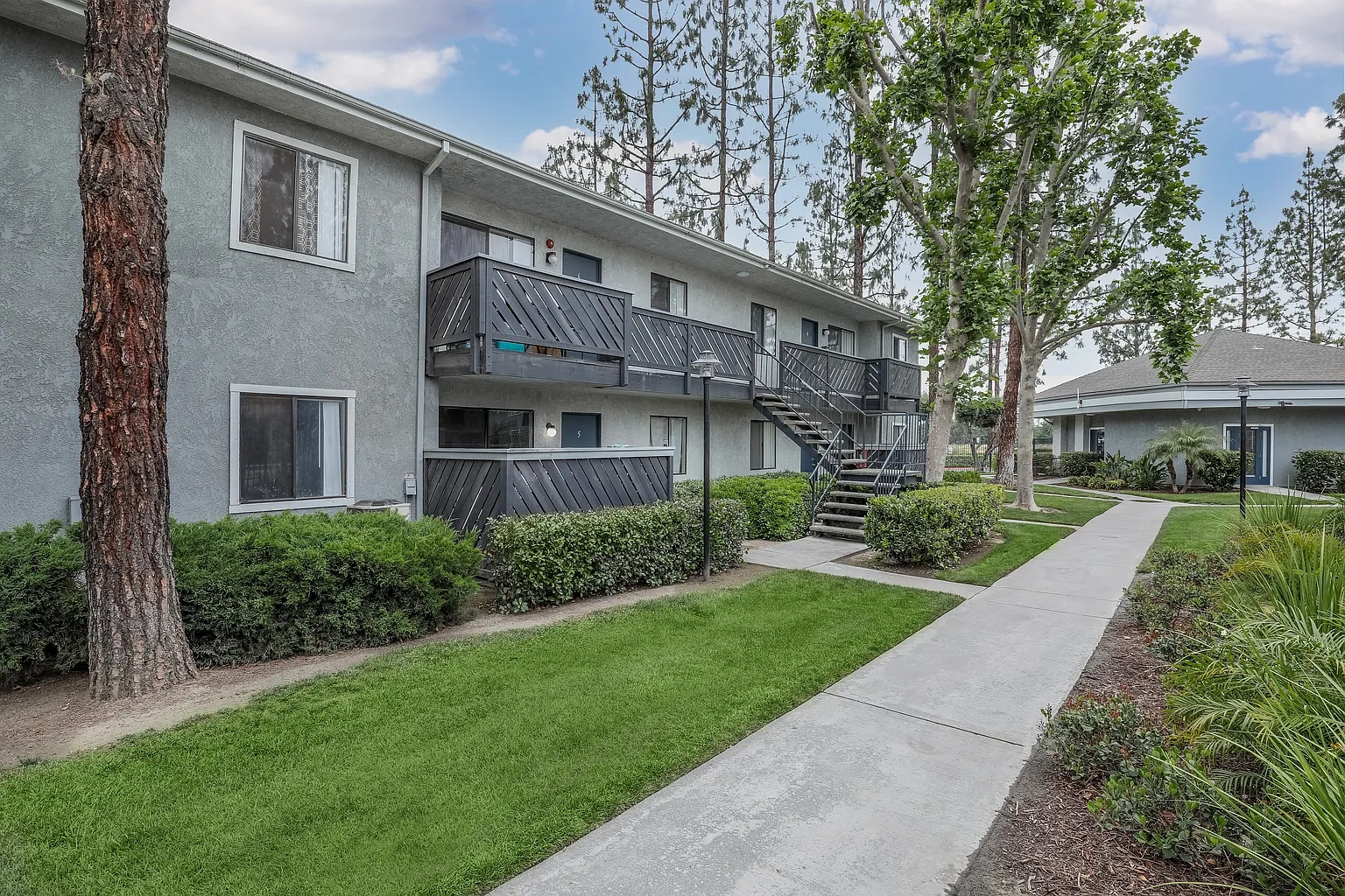 Creekside Village – photo 4