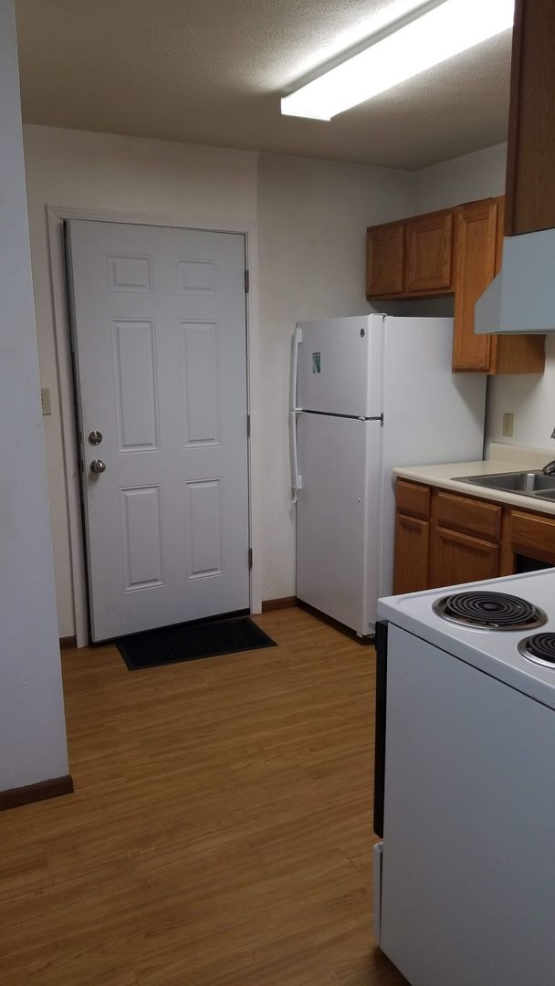 100 W Ridge Ave unit Unit #12 – photo 4
