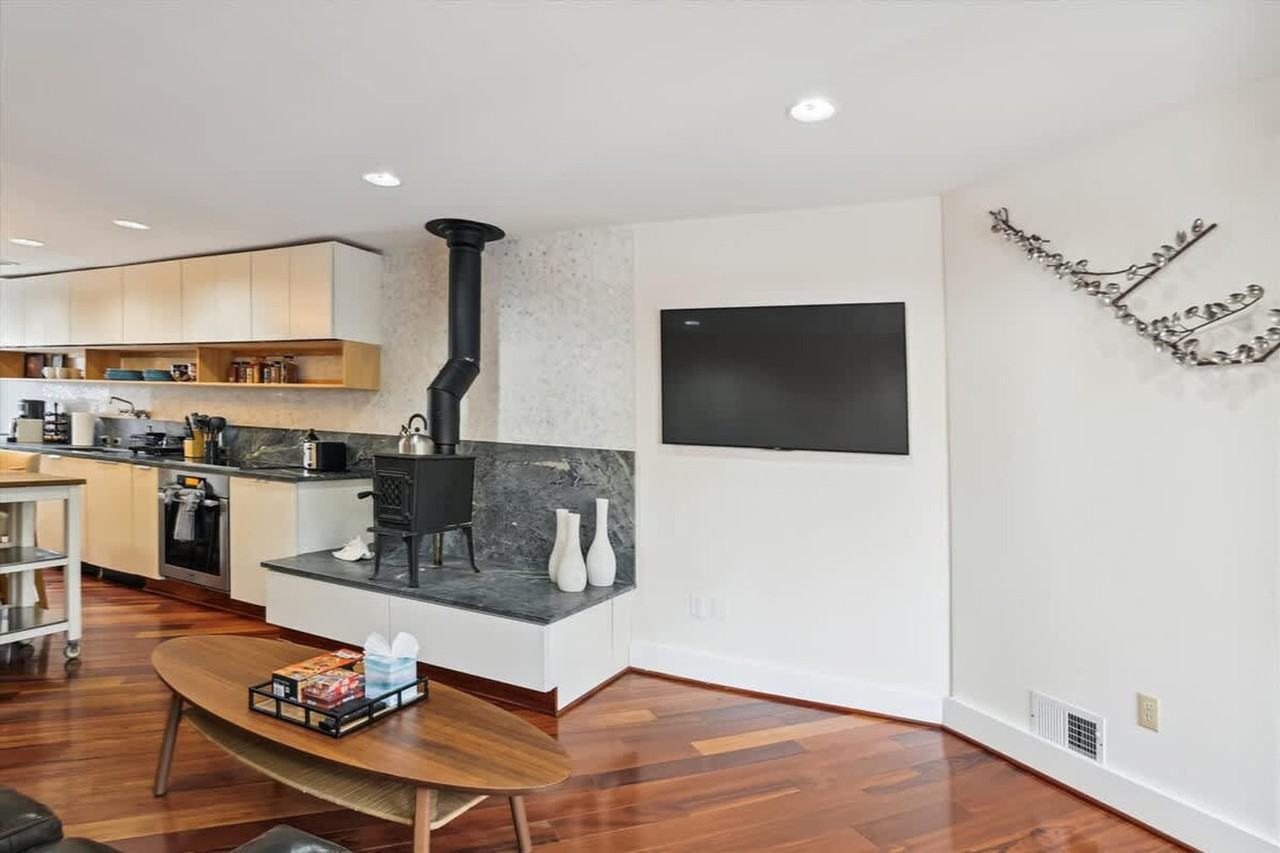 23 Pinkney St unit 1506215P – photo 2